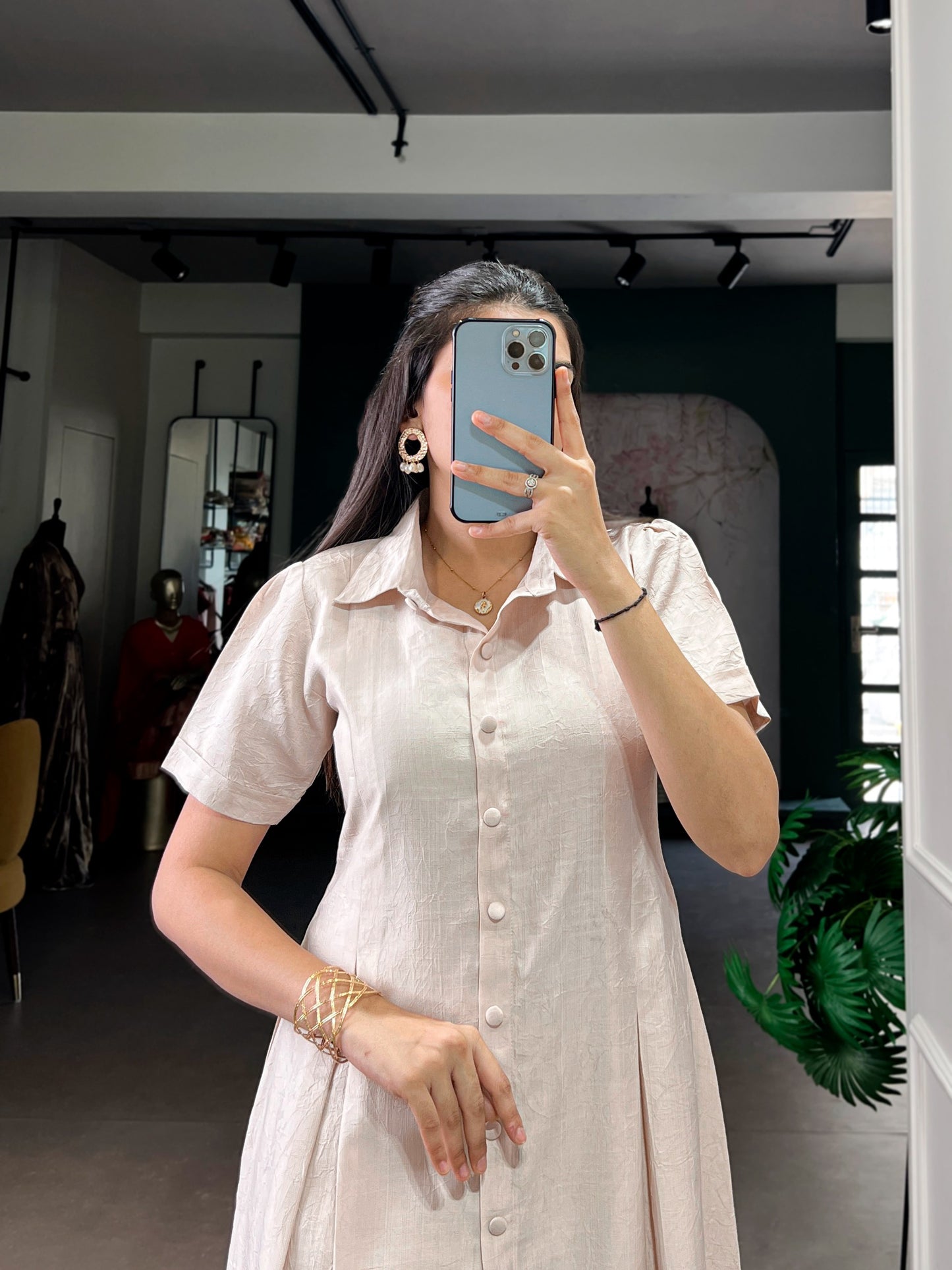 Soft hues, relaxed fit, and premium remy fabric come together for an effortlessly chic look