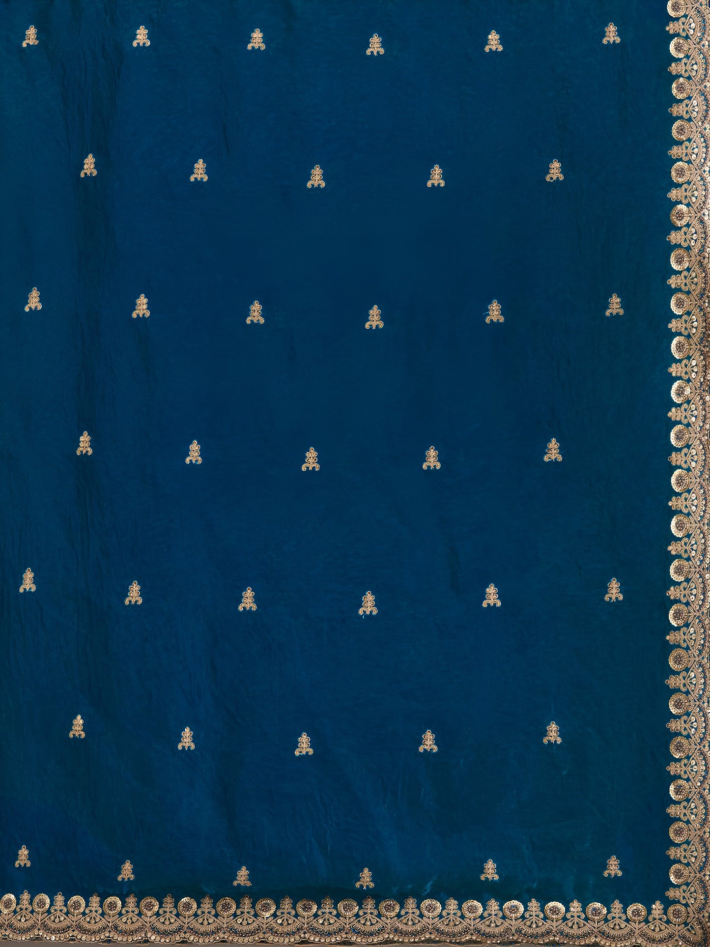 ๐ Dove Blue Elegant Embroidered Saree โจ