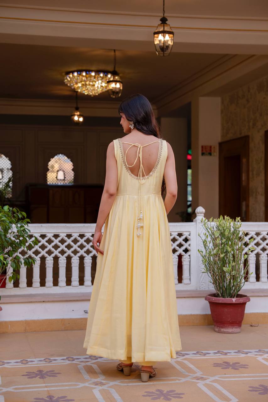 Presenting New Ready-Made Gown Pant With Dupatta Collection* π₯ππ₯°