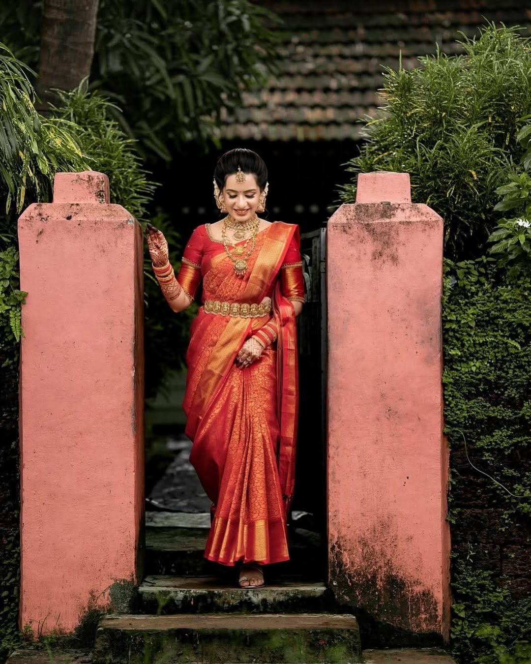 Silk Saree from the this store is adorned with beautiful Zari work in form of traditional motifs.