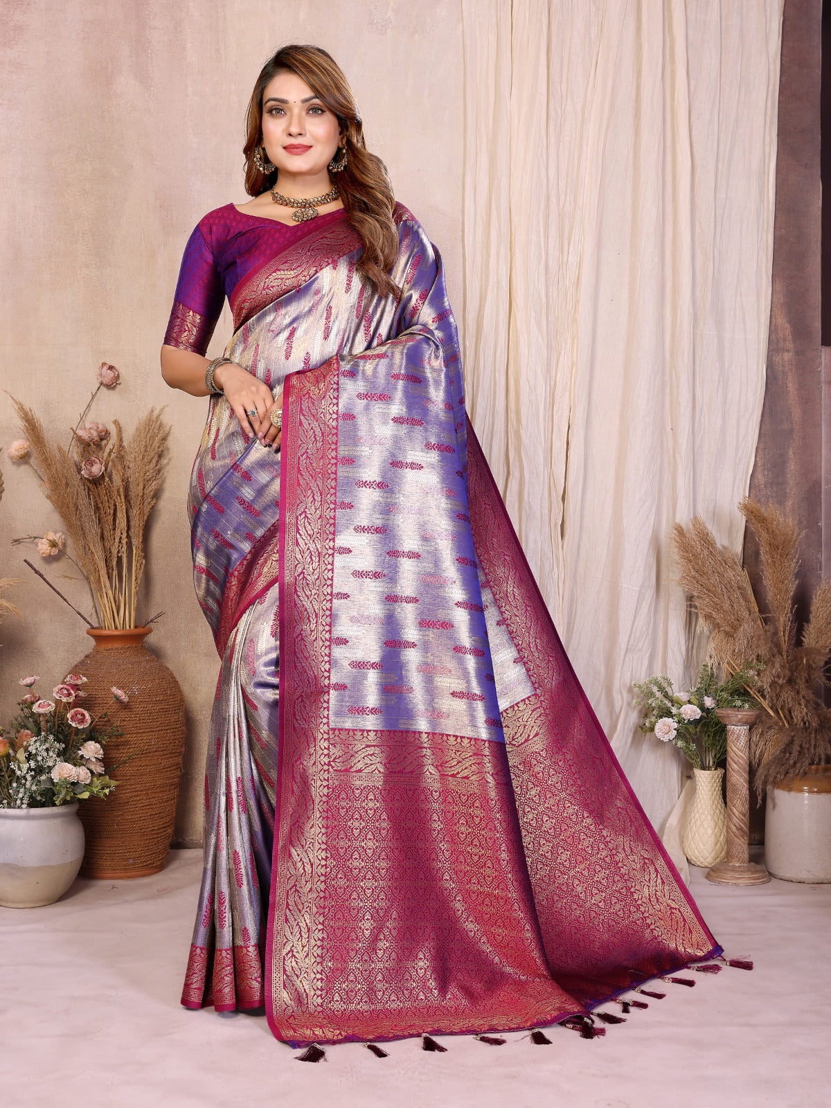 These superior and premium pure banarasi tissue silk sarees with all over weaving butties👗