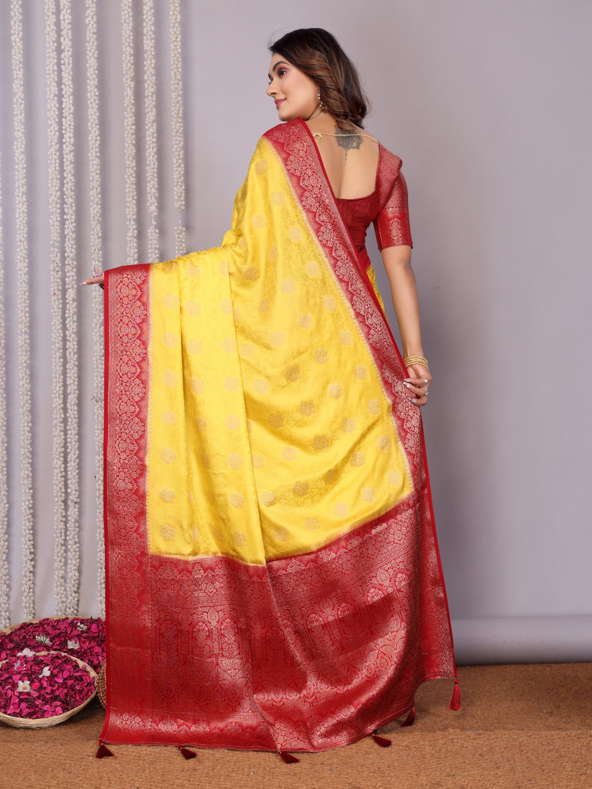 🍁We Always Aim To Break The Stereotype Of Wearing Satin Silks Only For Special Occasions🍁