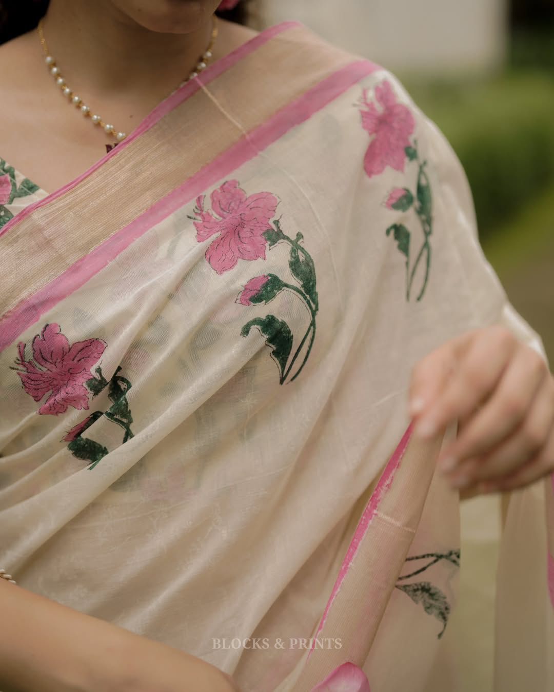 ✨New Exclusive Design Introducing a Fresh Perspective in Saree