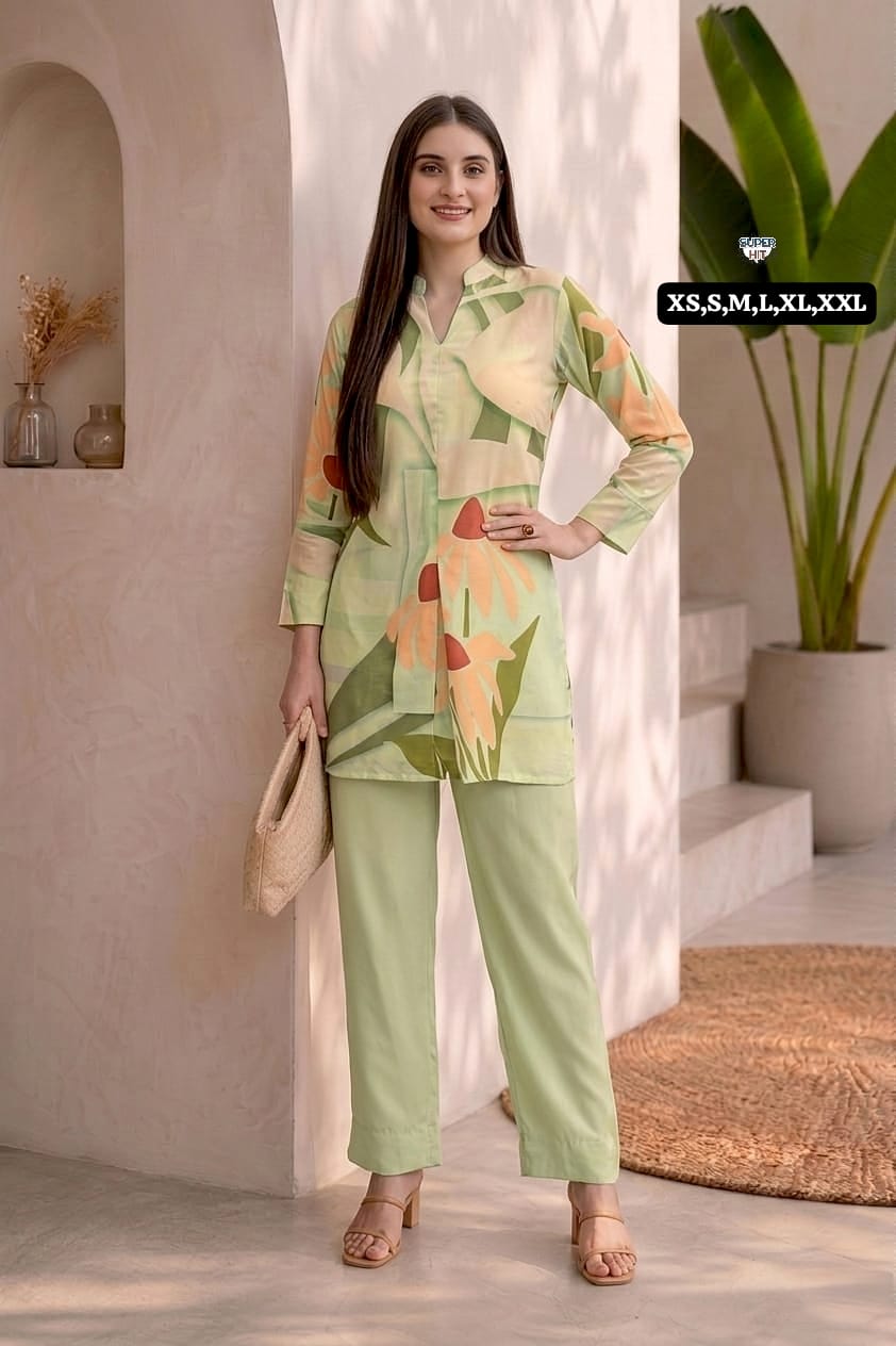 Giving perfect outfit and deliberate choice about your look🍁*