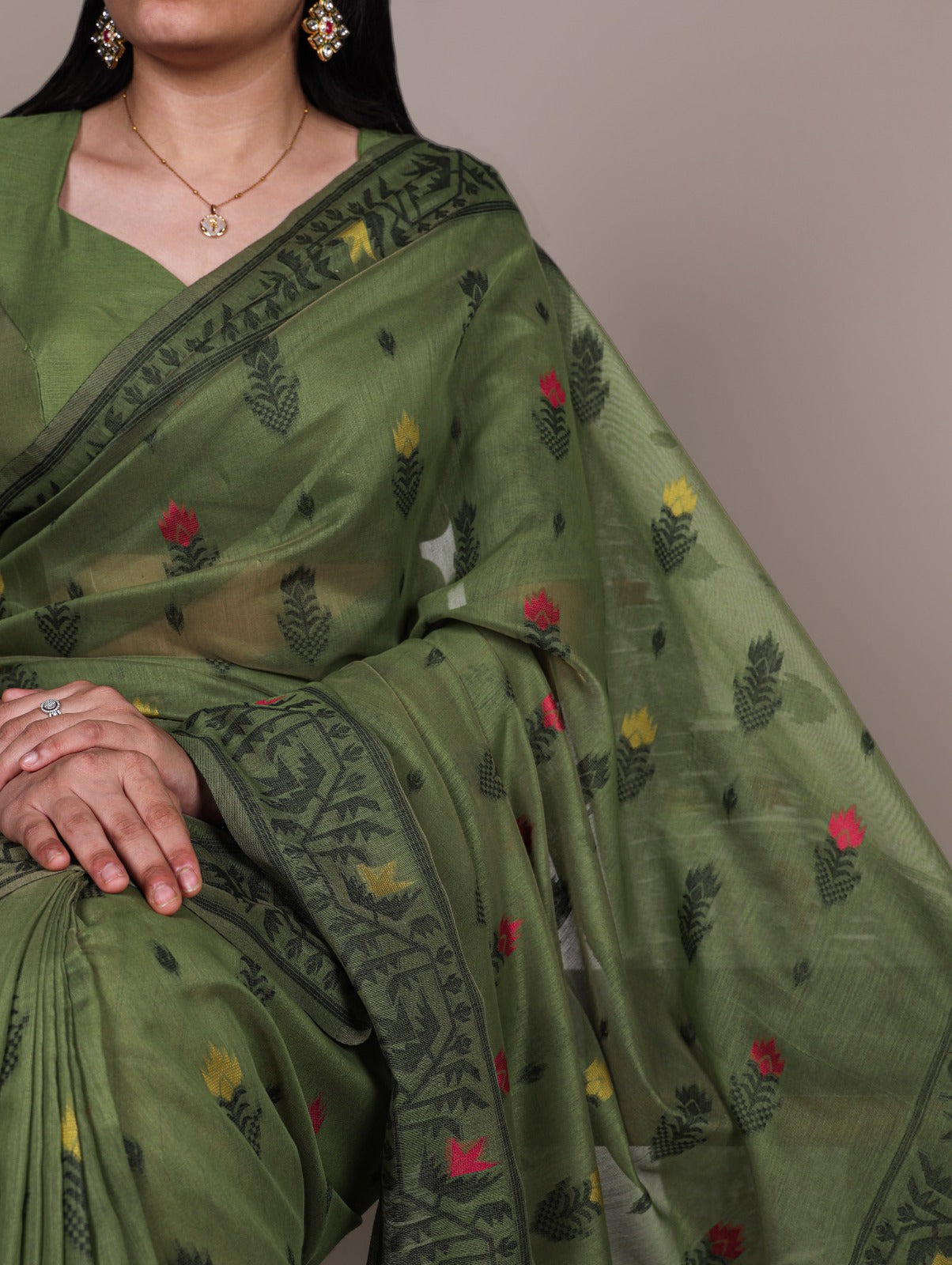 A poly cotton saree with delicate thread weaving—made for effortless elegance every day 🥀✨