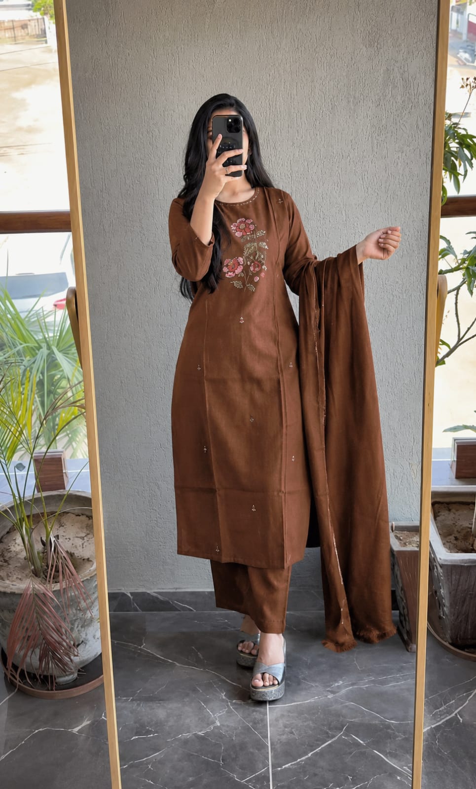 The Dual Palette of Festive Comfort: Exploring Deep Coffee Brown and Vivid Crimson Red Tones in Modern Silk-Blend Salwar Suits