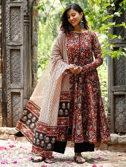 Traditional Maroon Paisley Kalamkari Anarkali Kurta Set with Chevron Print Dupatta