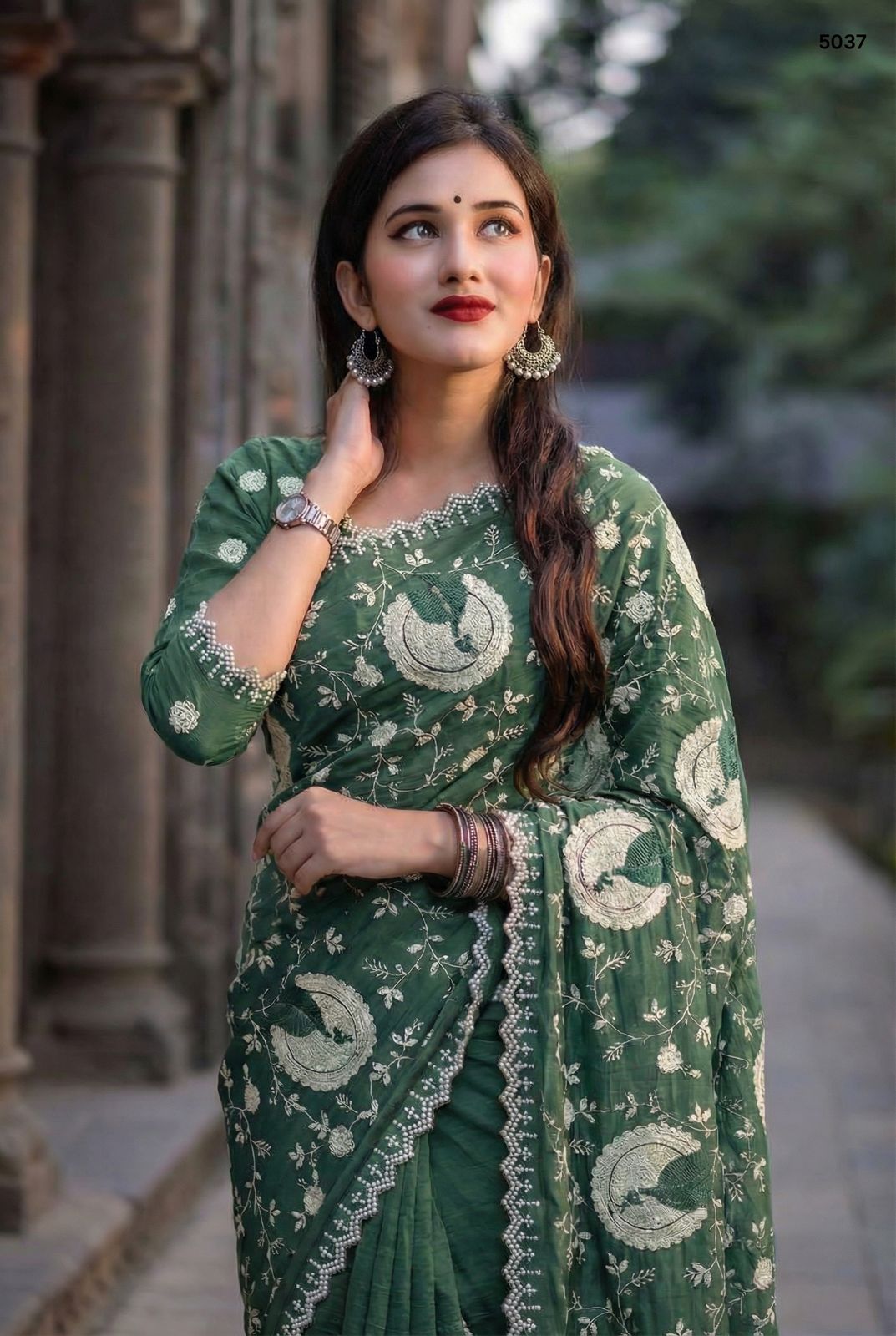 Full Heavy Multi-Thread Saree