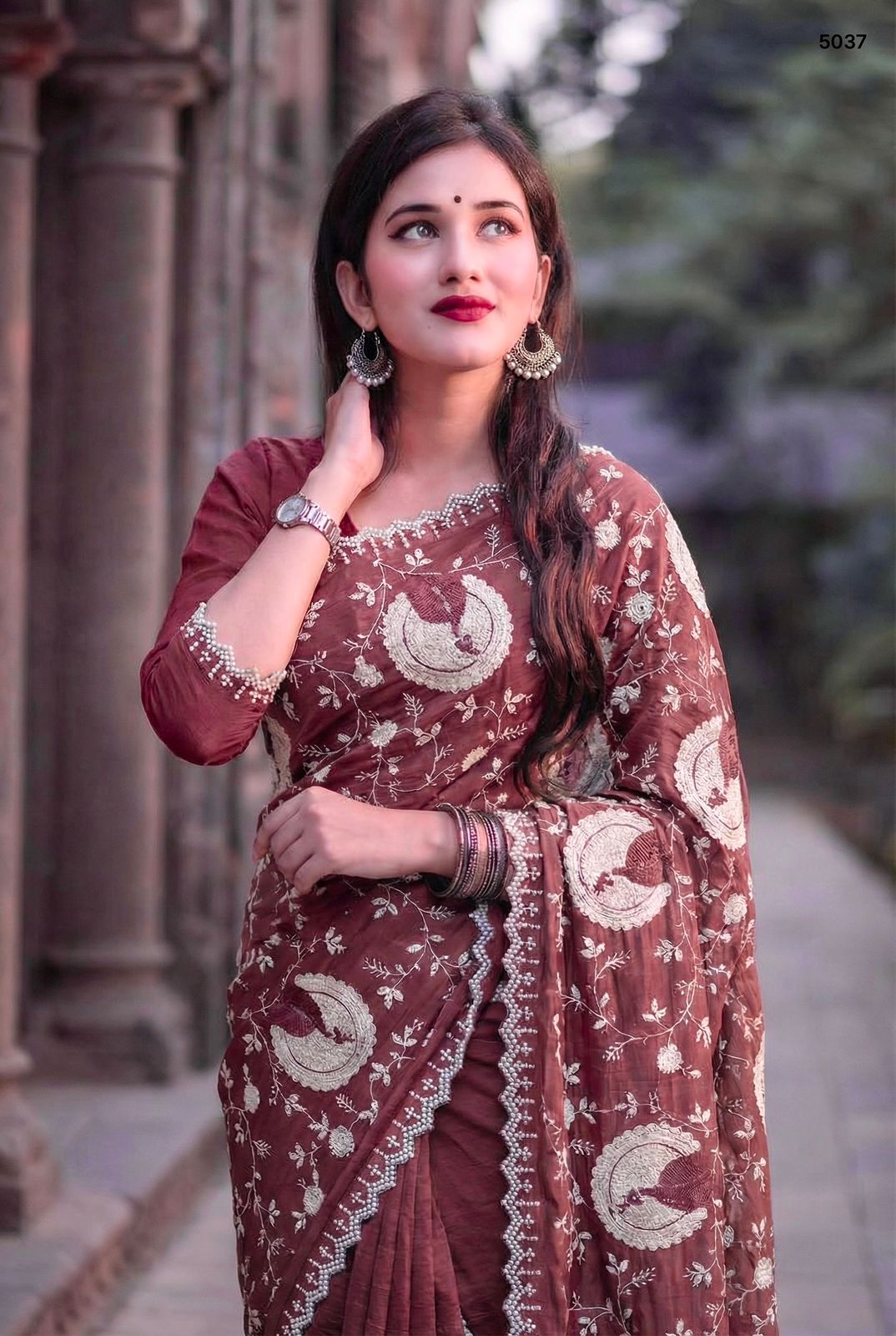 Full Heavy Multi-Thread Saree