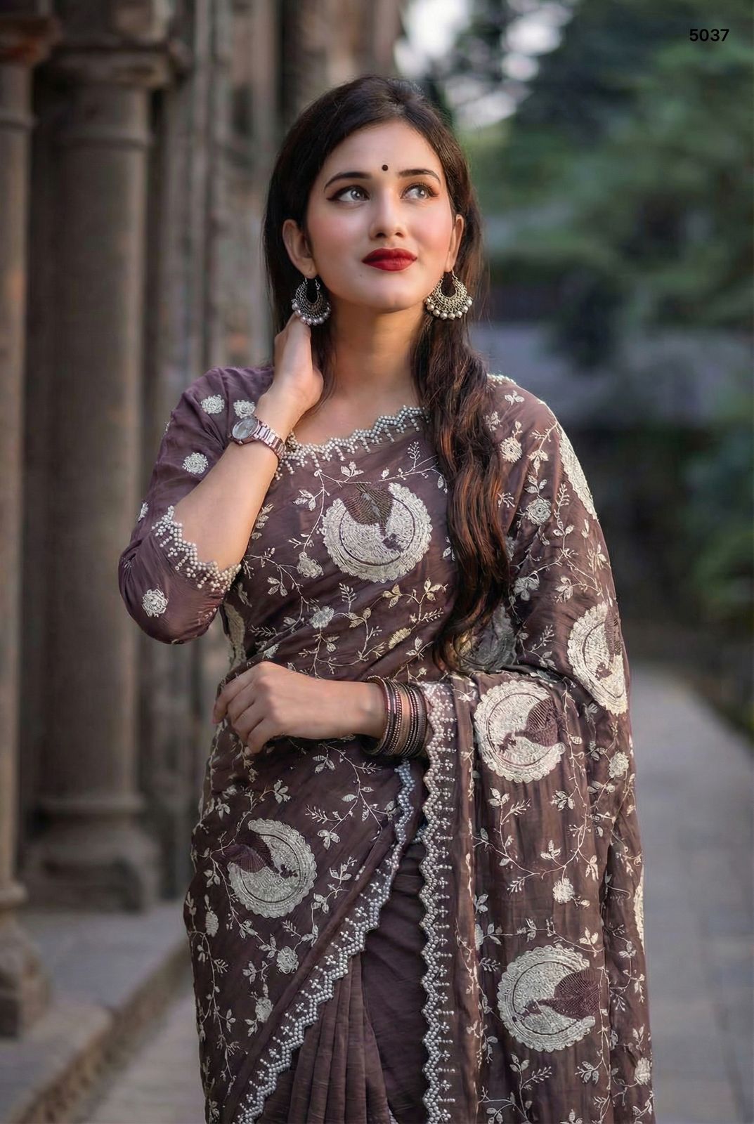 Full Heavy Multi-Thread Saree