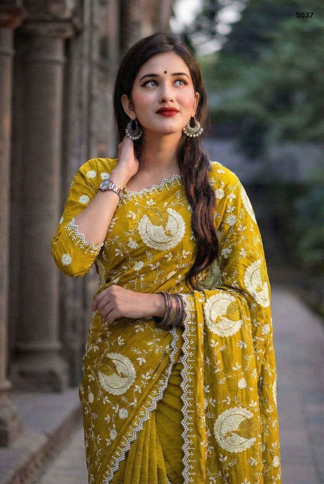 Full Heavy Multi-Thread Saree