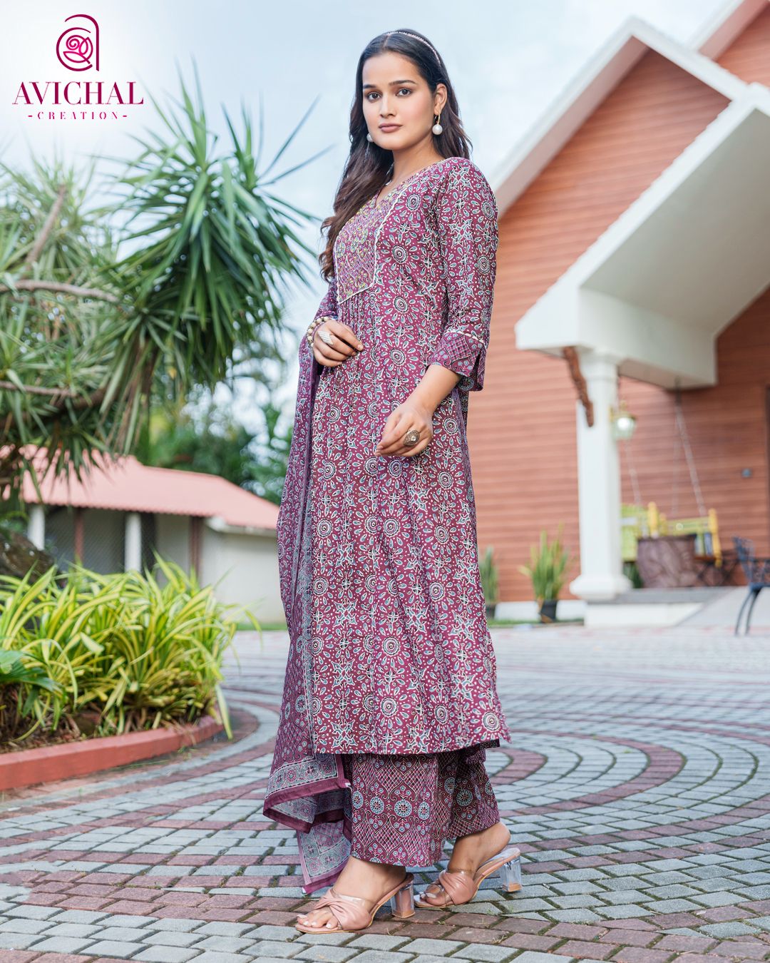 Pure Cotton Printed Fabric with Delicate Handwork salwar kameez