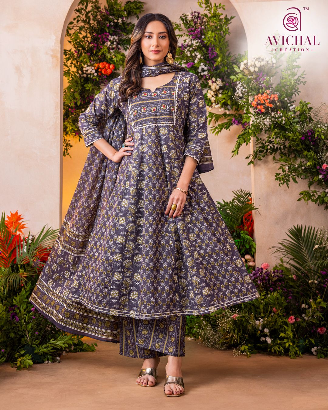 Pure Cotton Printed Fabric with Delicate Handwork salwar kameez