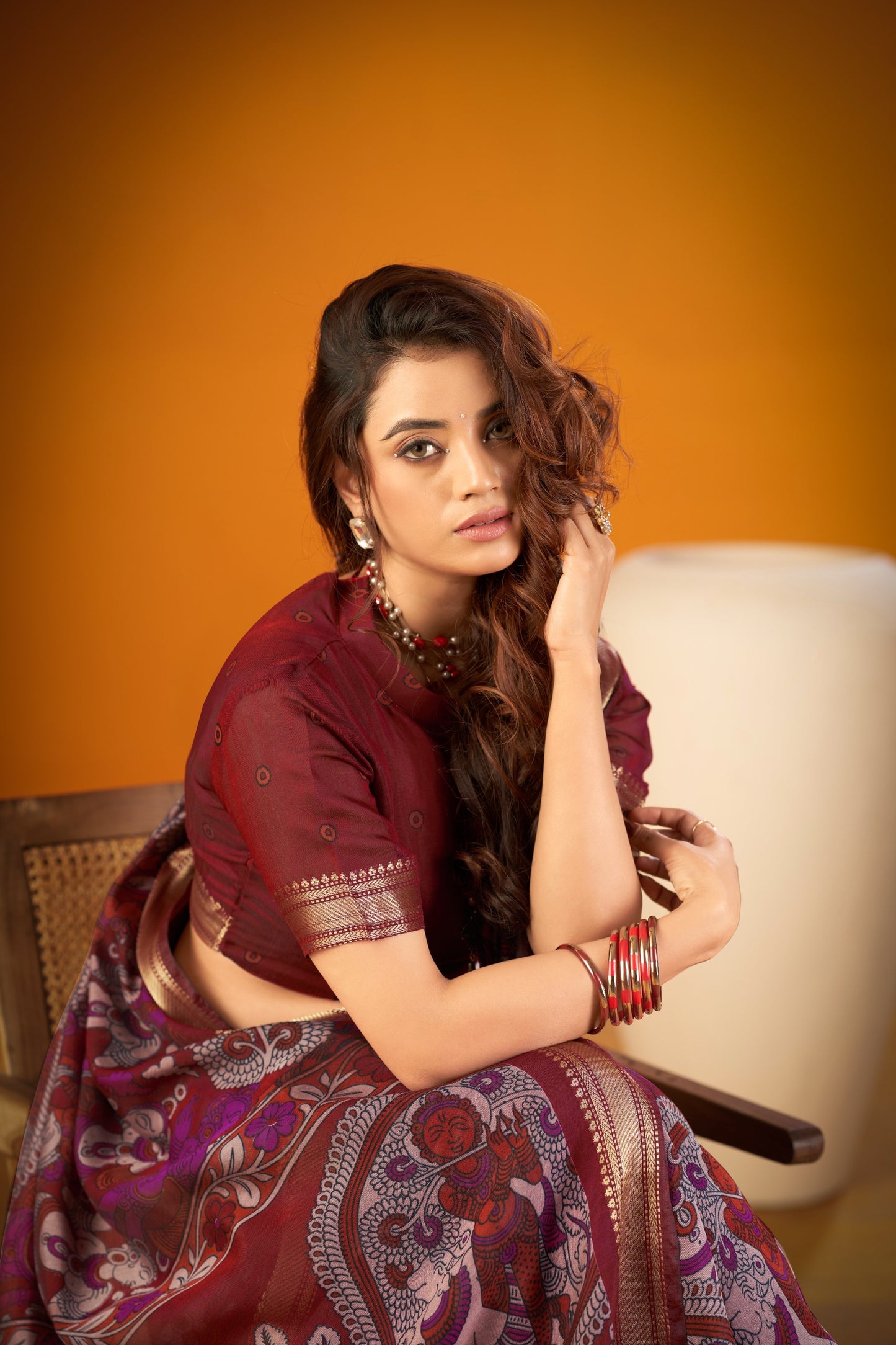 Elegant Kalamkari artistry paired with shimmering zari weaving makes this Chanderi saree a perfect choice for festive and ethnic occasions