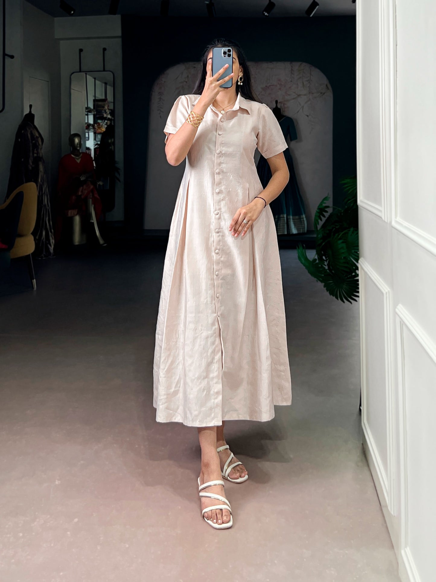 Soft hues, relaxed fit, and premium remy fabric come together for an effortlessly chic look