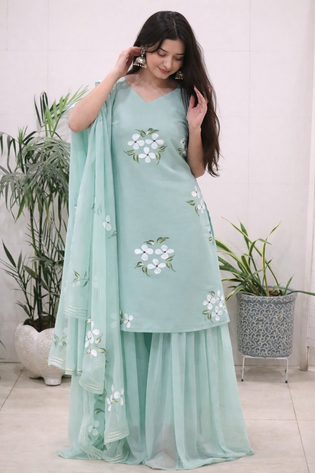 Fresh, soothing, and perfect for elegant day functions