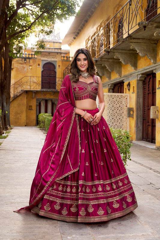 This Rangoli lehenga features exquisite embroidery work, designed to offer a rich texture and elegant silhouette 🦚