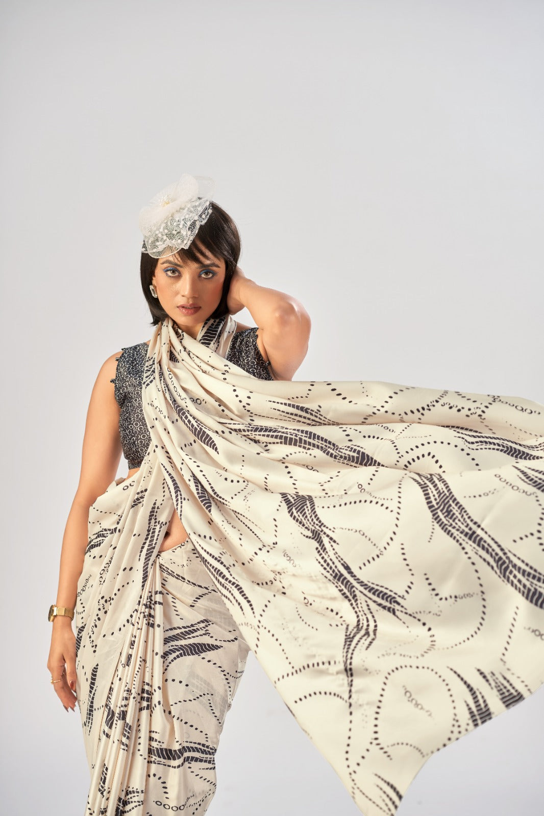 Satin silk ki smooth shine aur elegant prints… effortless grace in every drape