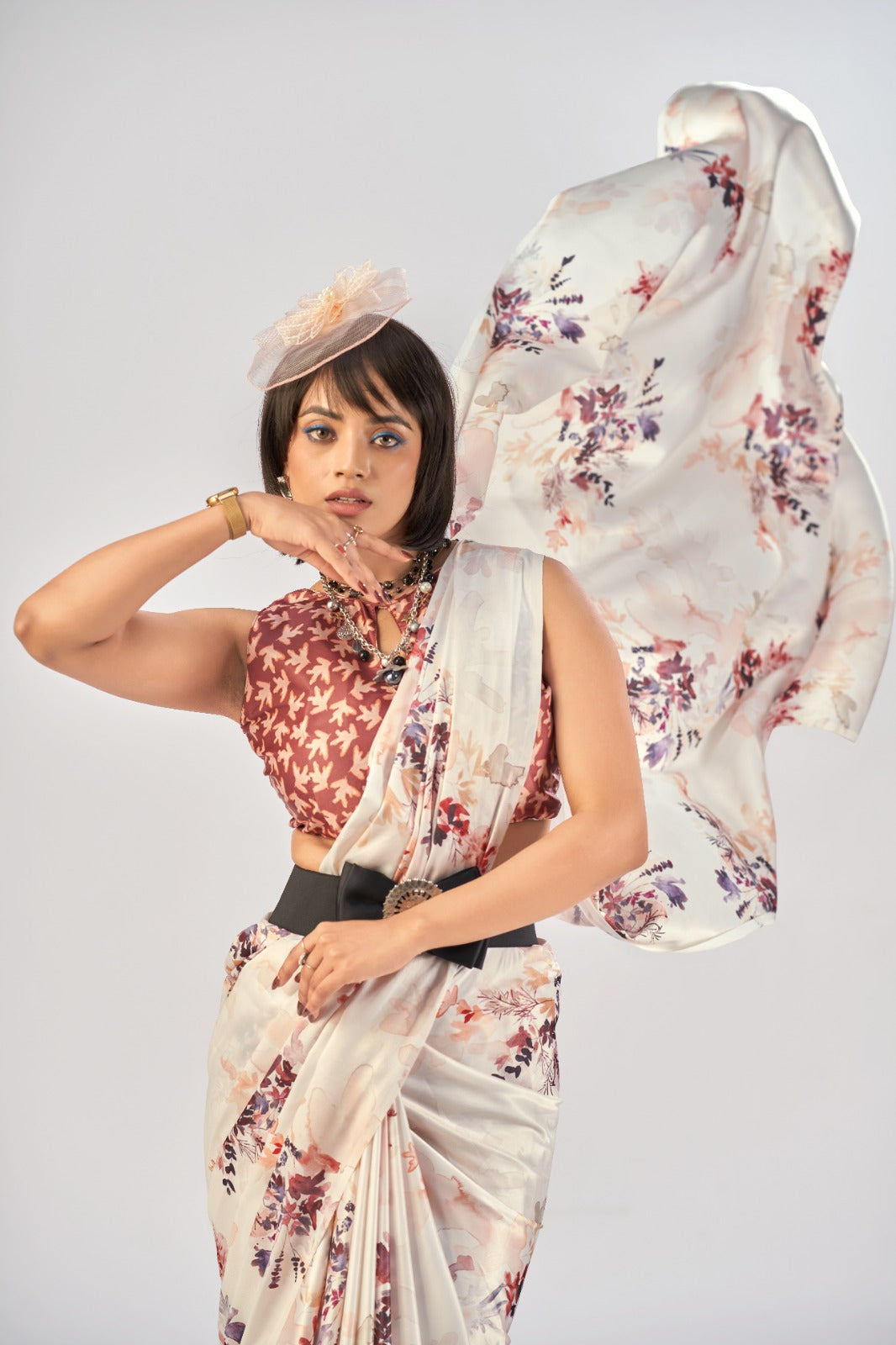 Satin silk ki smooth shine aur elegant prints… effortless grace in every drape