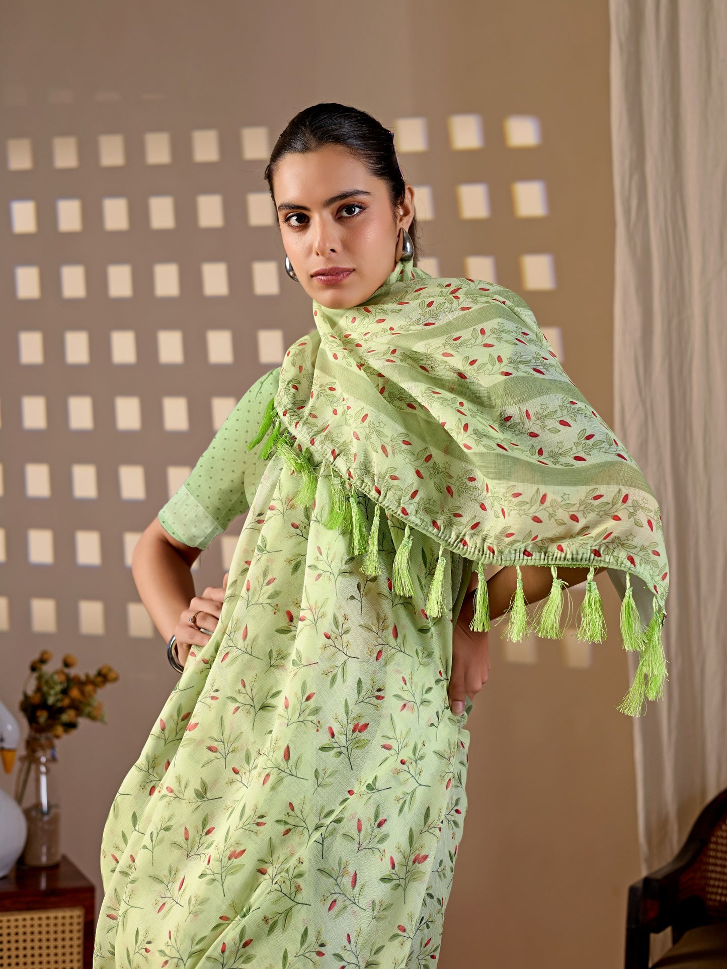 Elegant Soft Linen Cotton Saree featuring beautiful allover floral digital print of saree
