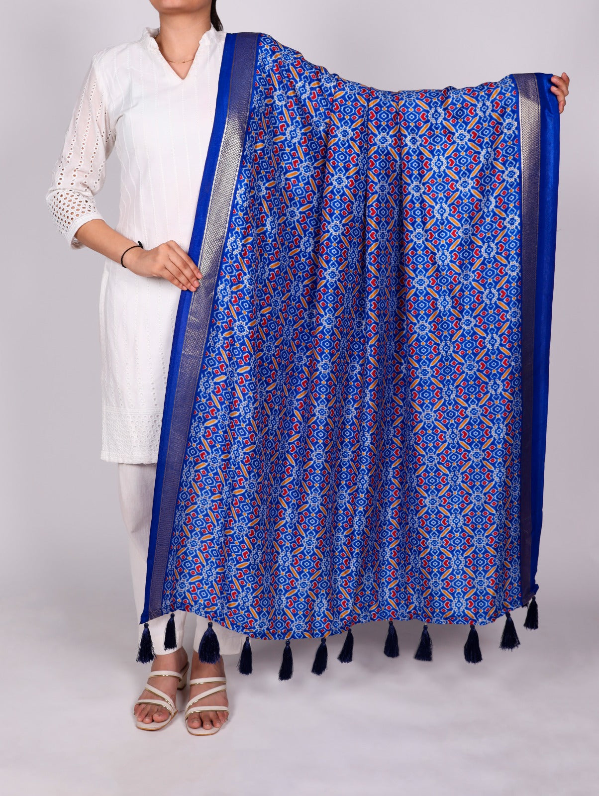 Grace wrapped in Tasar silk.