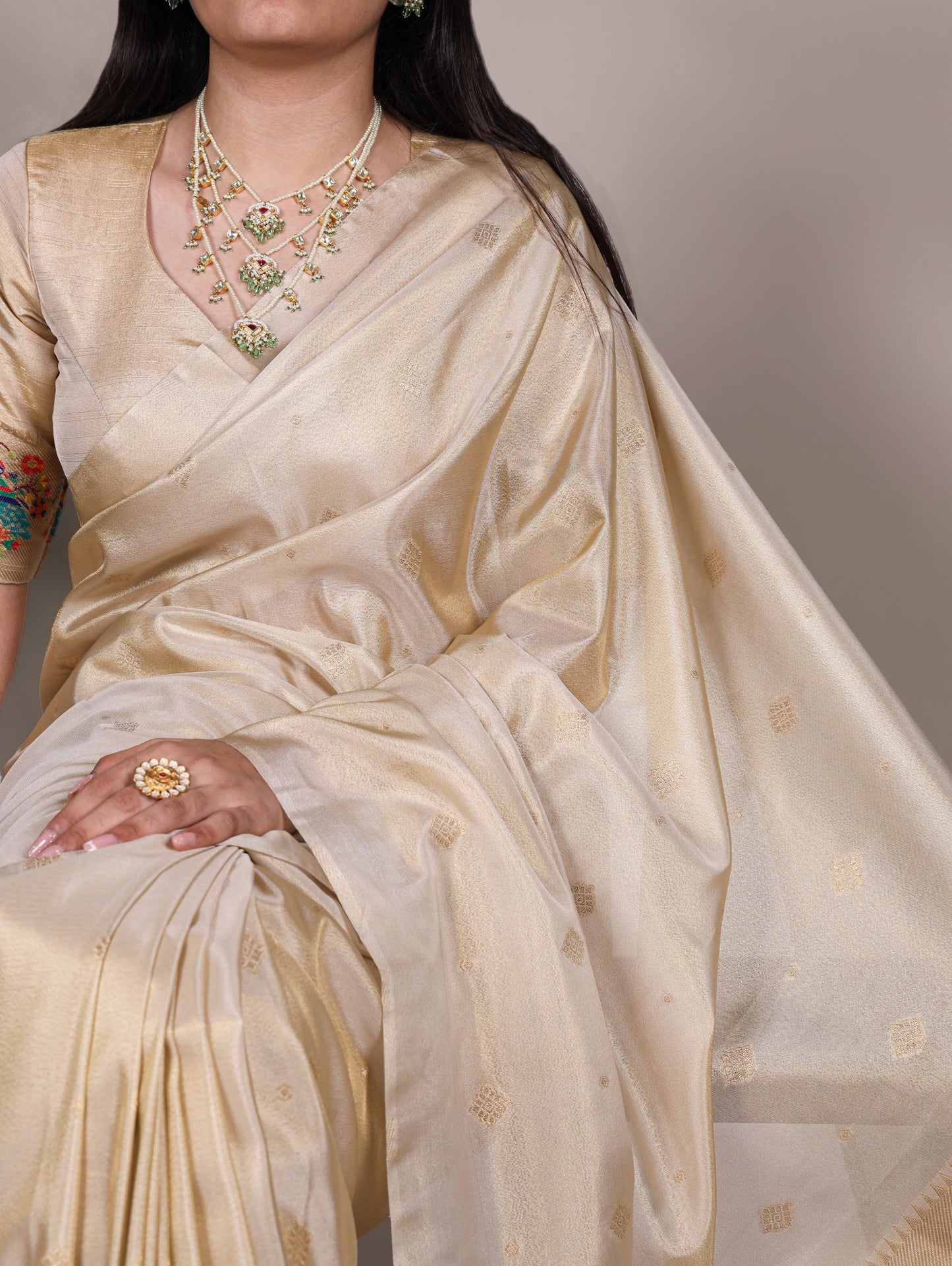 Perfect for pujas, and celebrations – this tissue silk saree drapes like a dream and dazzles like gold ✨