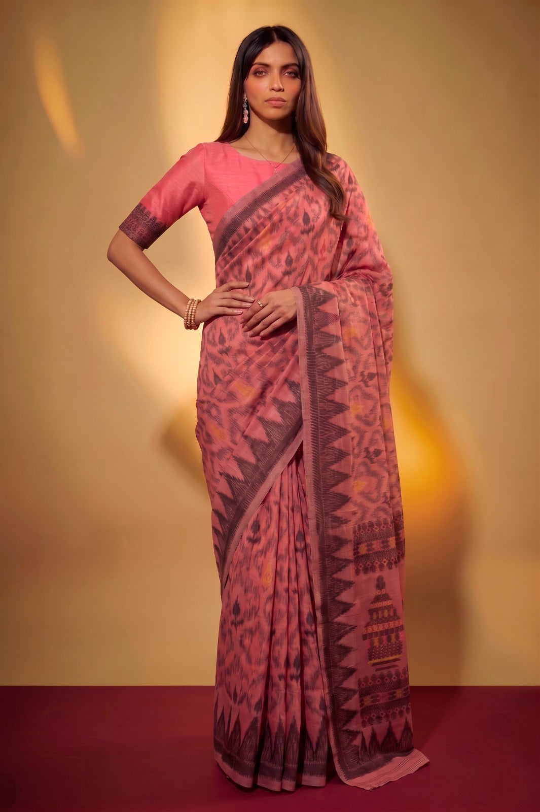 omfort meets style in this soft Poly Cotton printed saree—perfect for your everyday elegance. 🍂