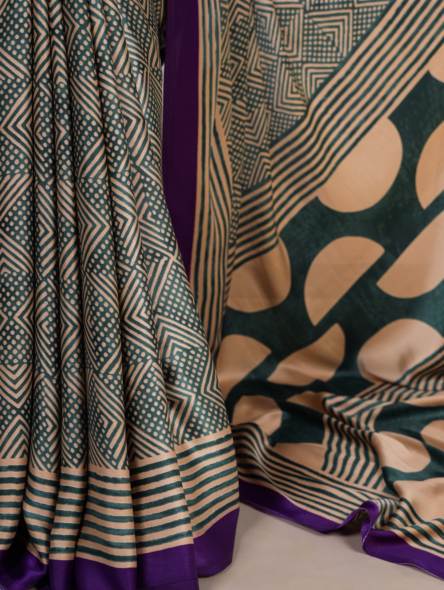 Crafted in soft dull silk with statement fancy prints, this saree blends classic charm with a modern touch 🌸