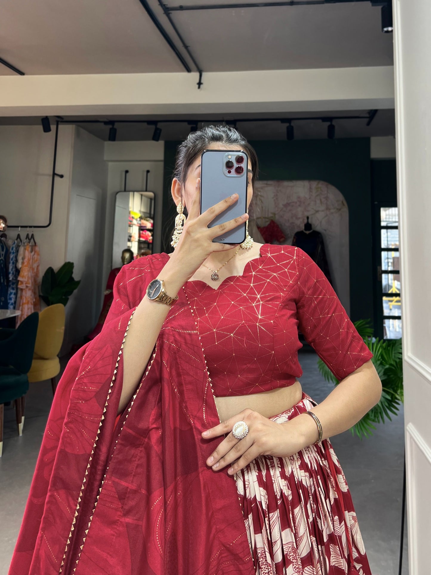 Draped in the raw beauty of Tasar Silk, glowing with tradition. 🦋