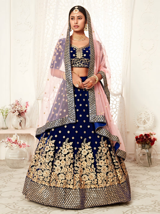 👑 Royal Purple Velvet Bridal Lehenga 💫