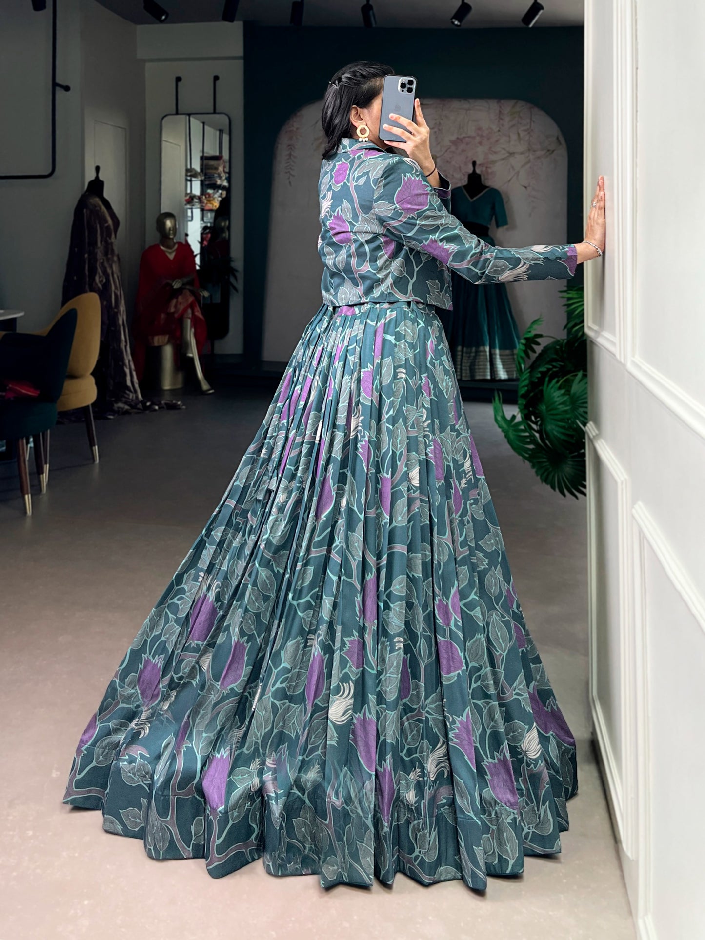 Designed for modern celebrations, this Tasar silk printed co-ord lehenga blends comfort, craft, and couture-like finesse effortlessly ✨