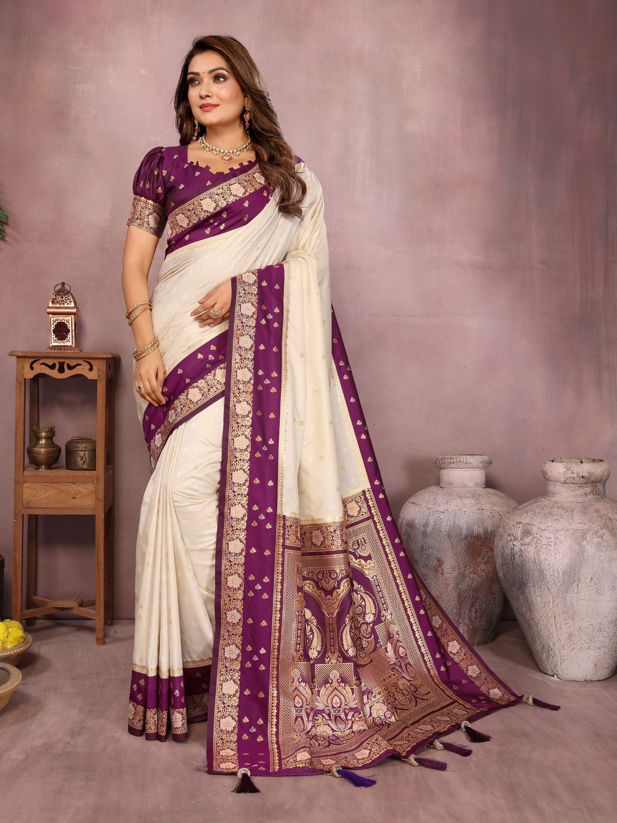 Pure Silks Embrace Ethical Fashion, Unwind in Luxurious Comfort with this Sustainable Treasure!" 🌿