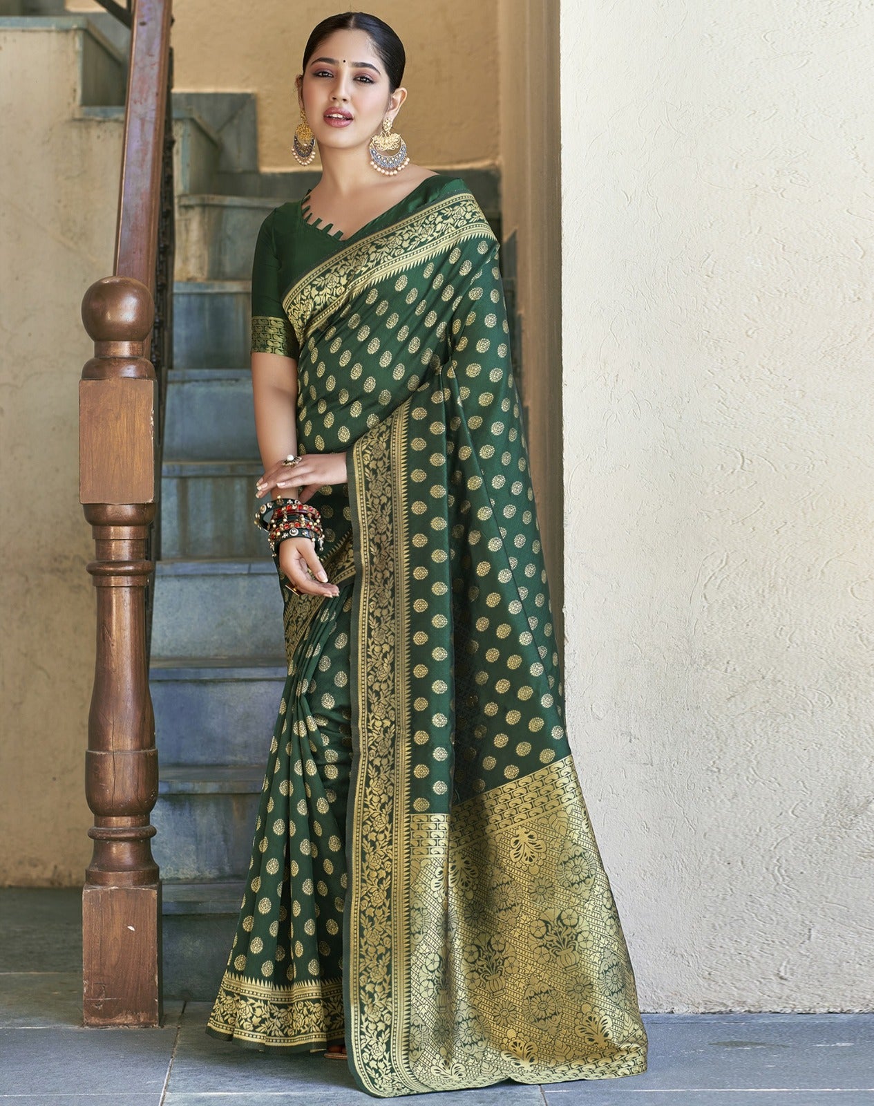 Silk Saree from the this store is adorned with beautiful Zari work in form of traditional motifs.