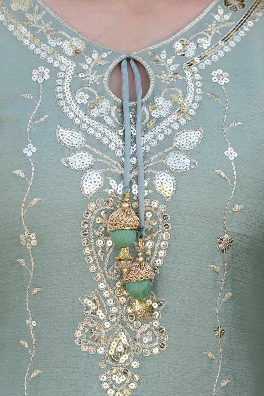 Presenting New Ready-Made Kurti Sarara Collection*  🔥😍🥰