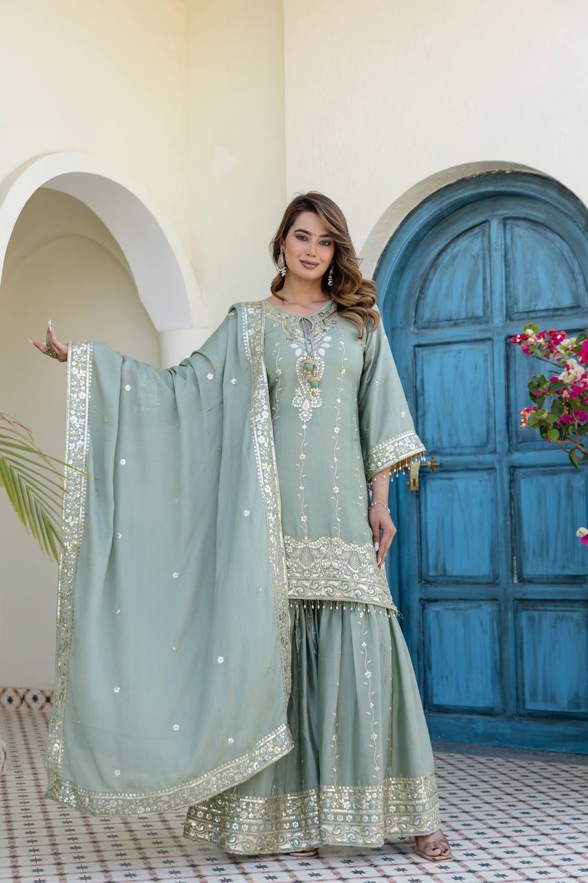Presenting New Ready-Made Kurti Sarara Collection*  🔥😍🥰