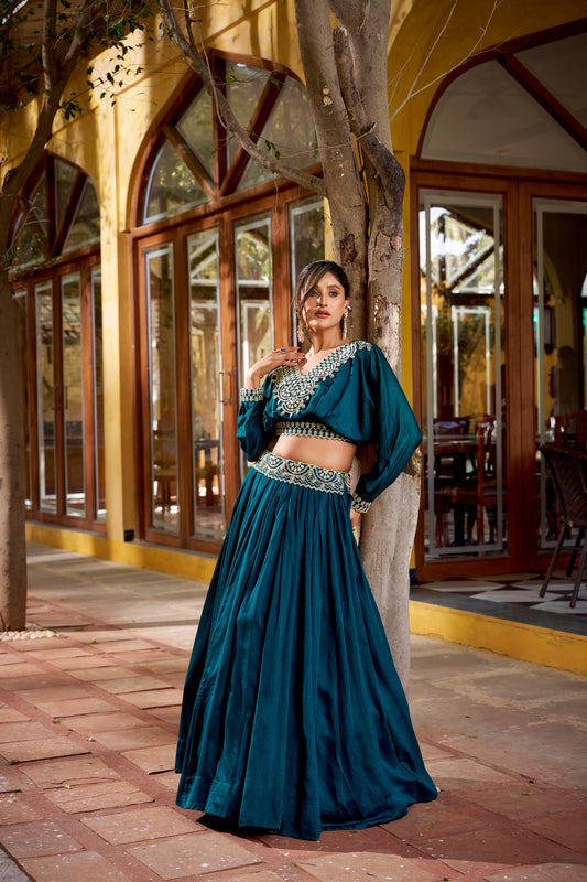 Where tradition meets contemporary design, this Vichitra silk co-ord set lehenga offers a timeless ethnic look. 💖