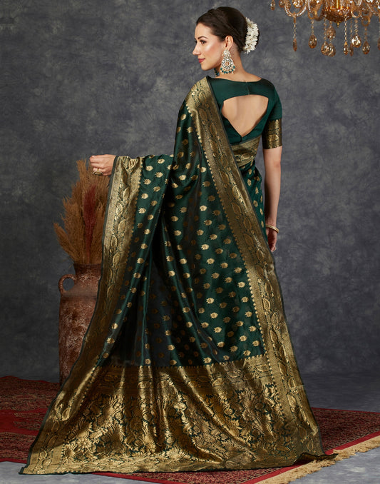 Silk Saree from the this store is adorned with beautiful Zari work in form of traditional motifs.