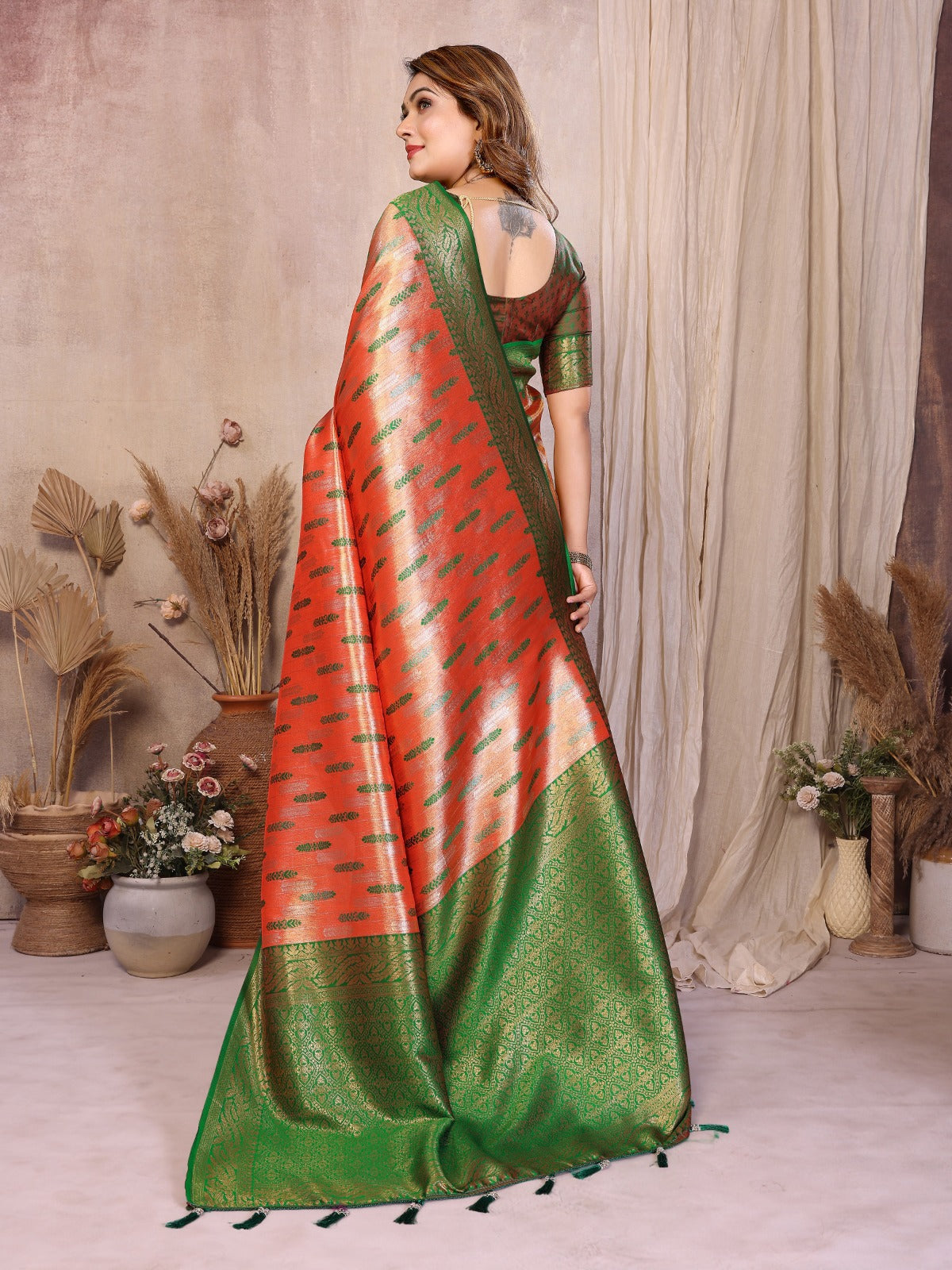 These superior and premium pure banarasi tissue silk  sarees with all over weaving butties👗