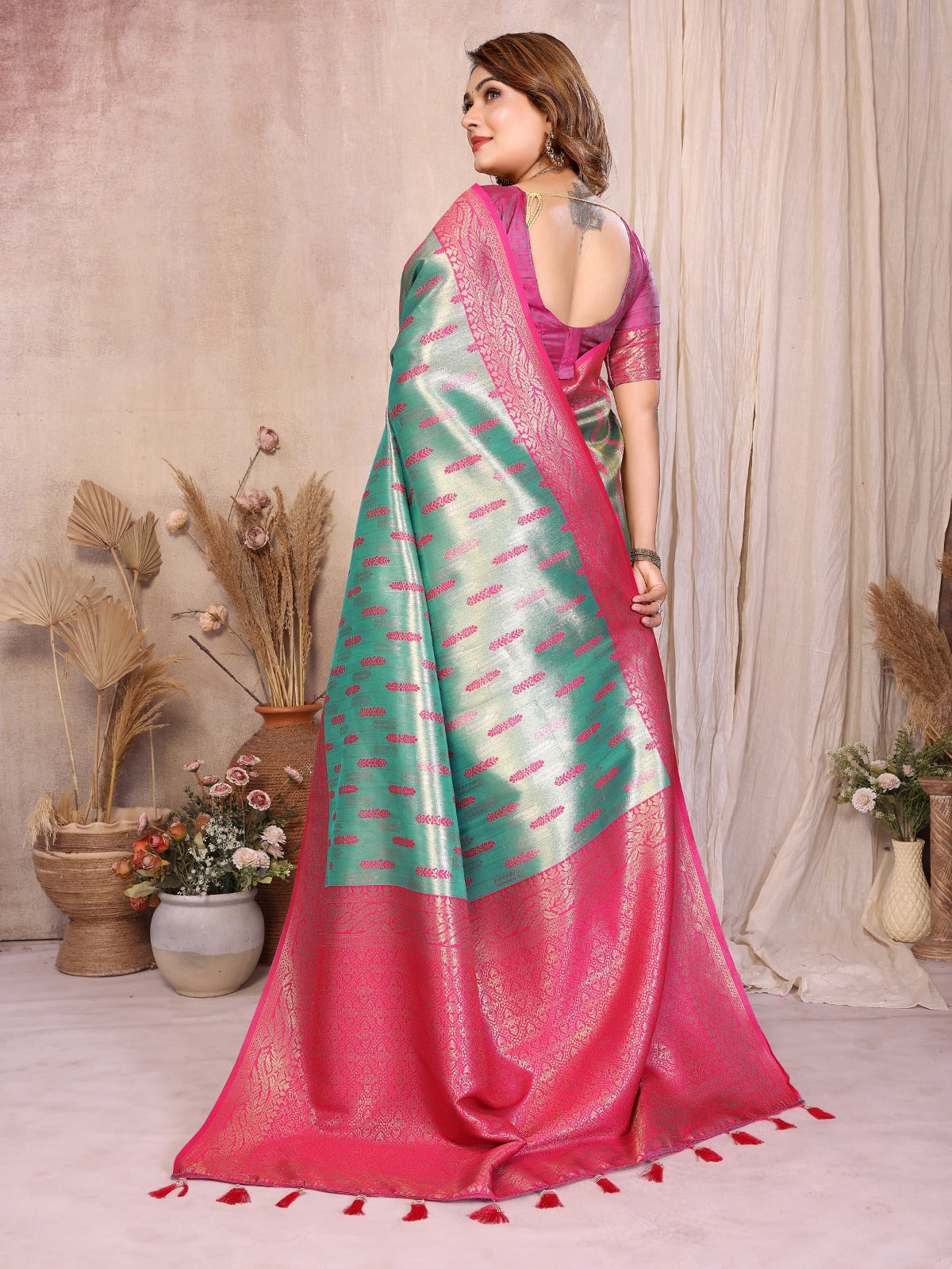 These superior and premium pure banarasi tissue silk  sarees with all over weaving butties👗