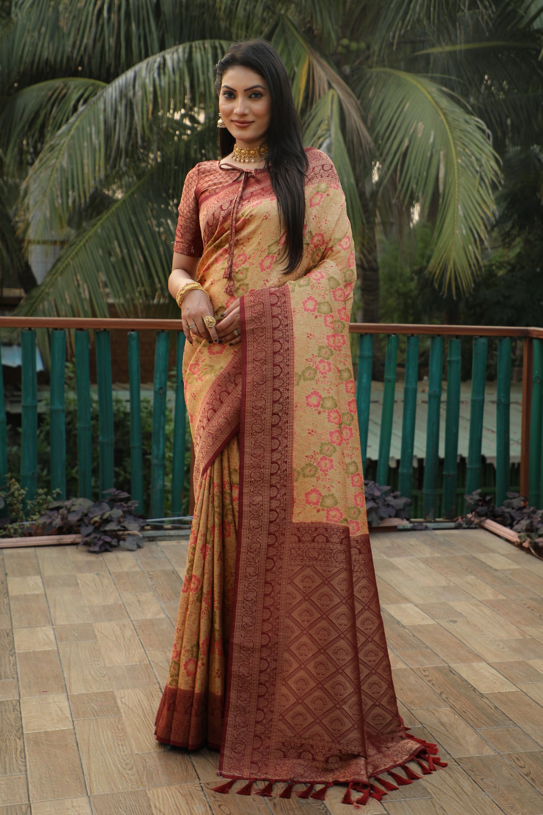 Very Beautiful and premium hand work royal intensely crafted KANJIVARAM silk sarees for this festive season🙋🏻♀️