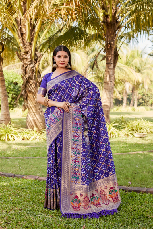 Too pretty and beautiful boutique Gharchola Bandhej series 😍👗🧵