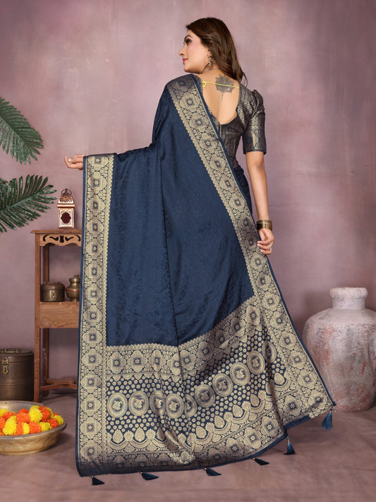 ☘️Too Pretty And Beautiful Original Gala Pallu Premium Silk Hand Dyed Saree For Boutique Series ☘️