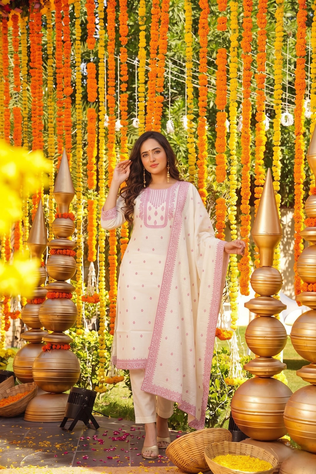 Women's Premium Off White Embroidered Kurta Pant & Dupatta Set with Pink Thread Work for Festive and Traditional Wear