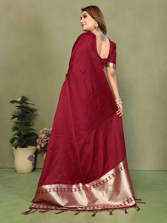 ☘️Too Pretty And Beautiful Original Gala Pallu Premium Silk Hand Dyed Saree For Lagadi Patta Boutique Series ☘️