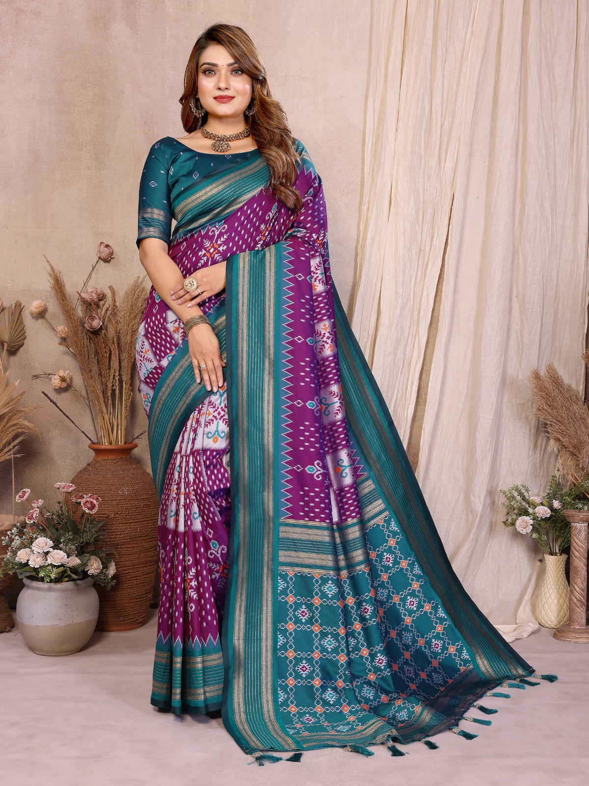 ✨ Soft Silk Ikkat Weaving Saree with Rich Zari Border ✨