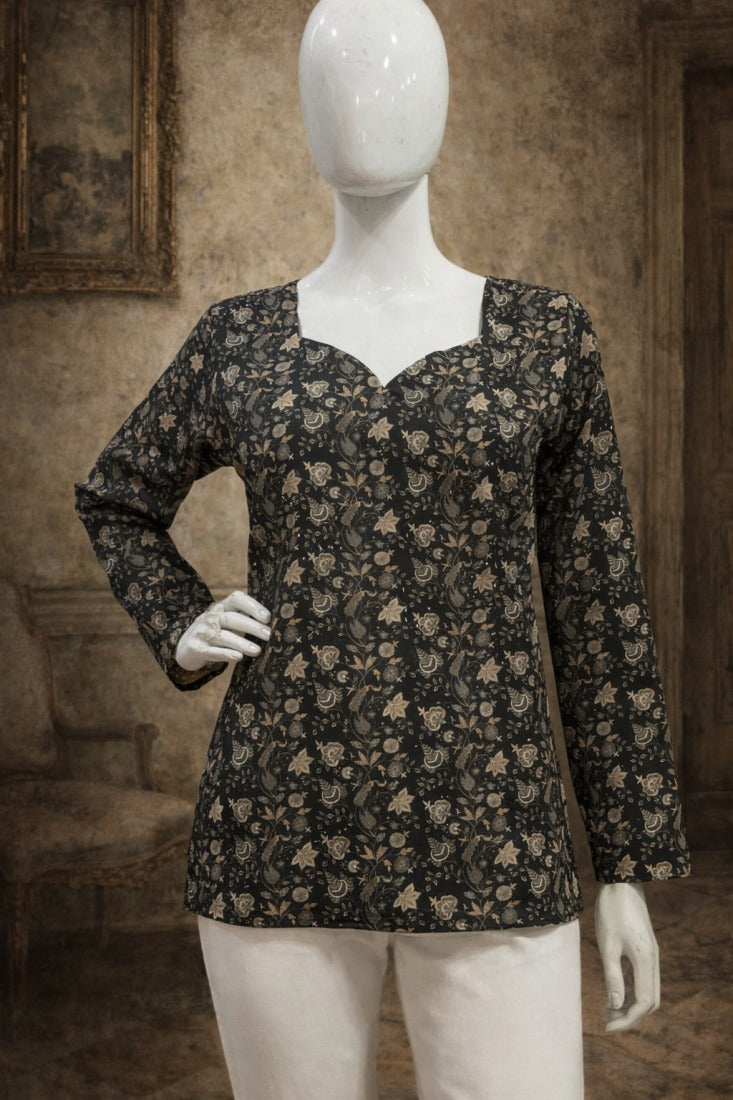 HEAVY RAYON WITH DIGITAL PRINTS WORK AND FANCY SLEEVES PATTERN OF TOP