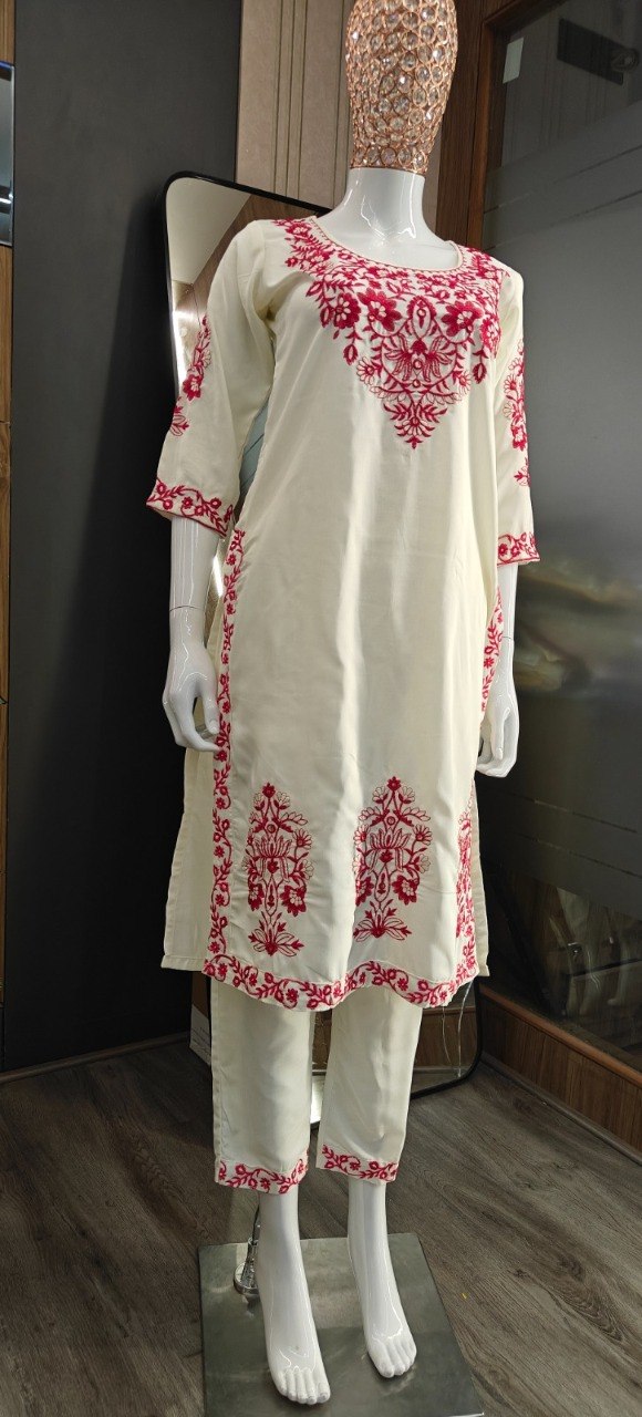 Women’s Kurta Pent Dupatta Set