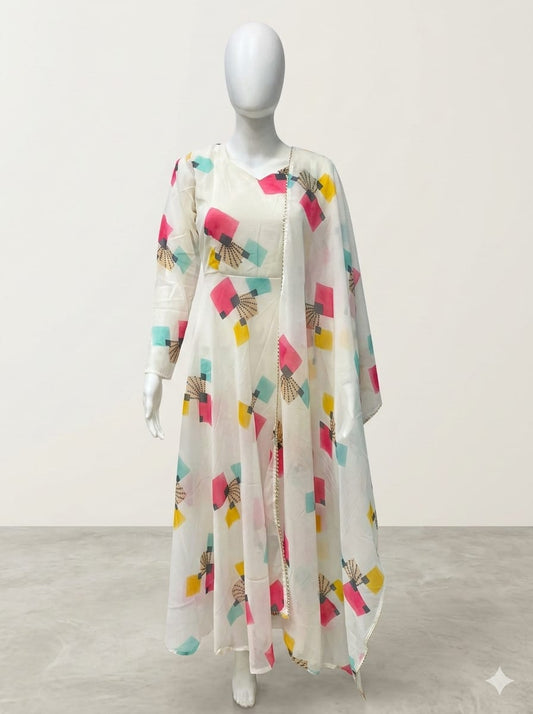 launching New 💃🏻 Multipal Colourfull 🙆🏼‍♀️flower 😘😘Maxy gown with dupatta 👠