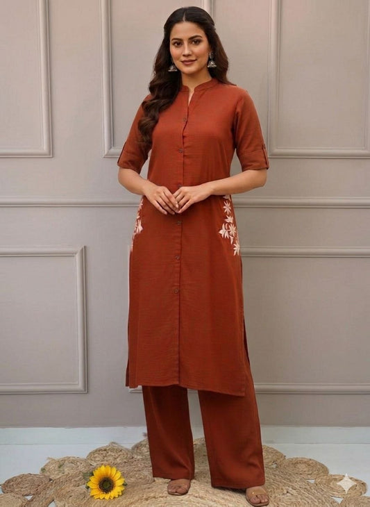 Launching designer Co-erd set in Aline pattern paried with Ankle length Pant Giving perfect outfit and deliberate choice about your look..👑👑