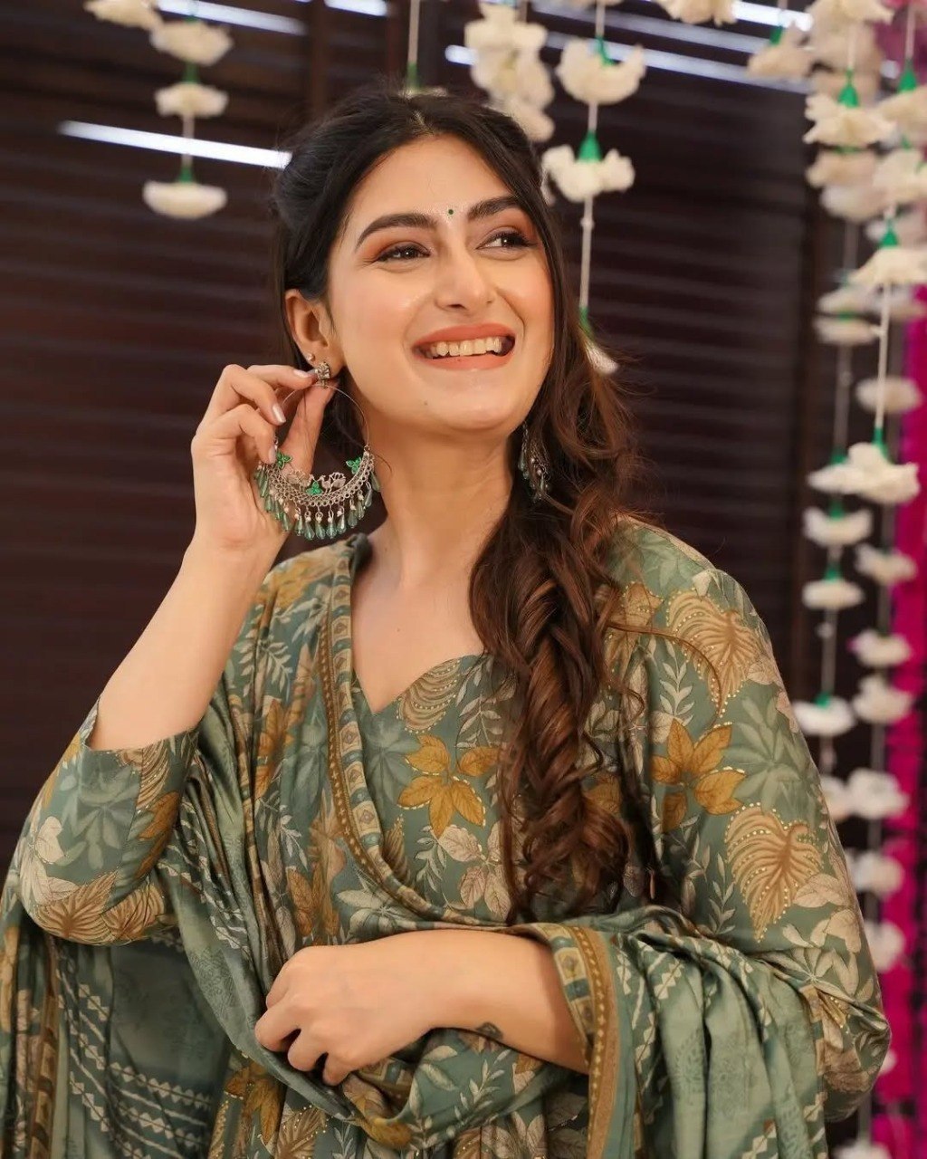 The Perfect Summer Festive Look – Sage Green Botanical Print Kurta Set Paired with a Matching Lightweight Printed Dupatta ✨